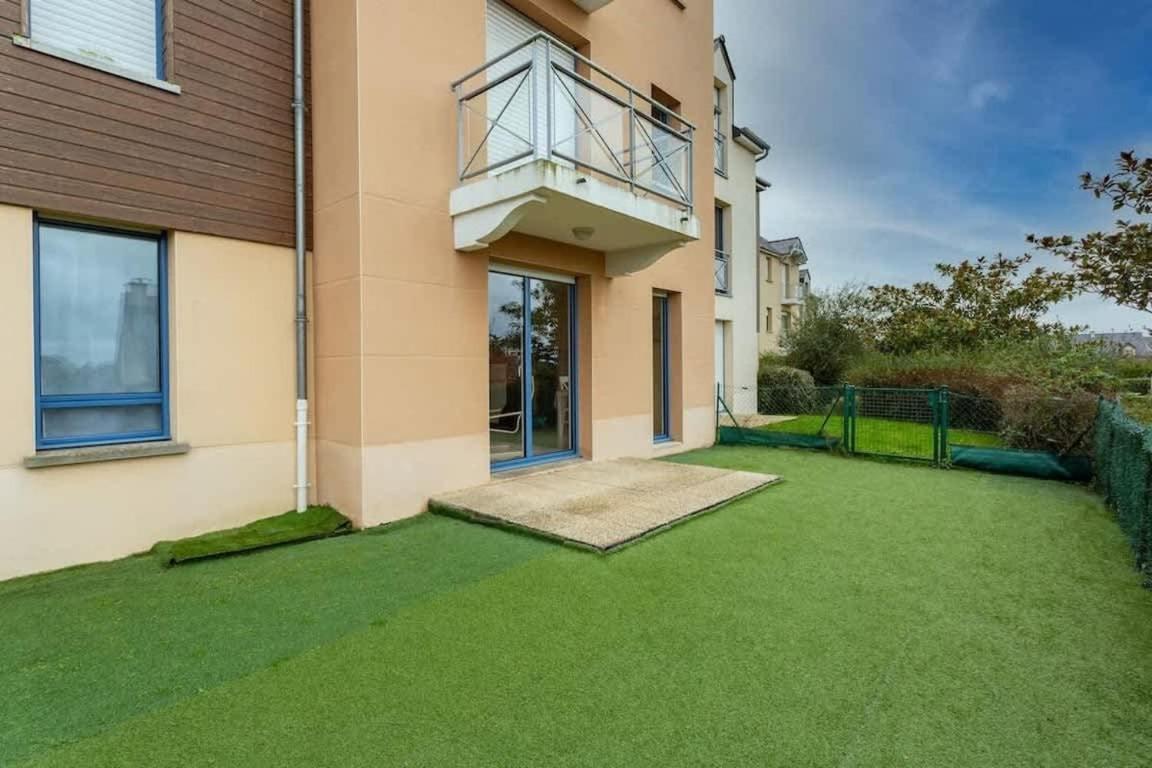 L'Opale - Joli Appartement Avec Jardin Et Garage Динар Экстерьер фото
